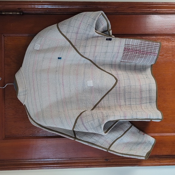 Namai Ladhiya Quilted Patchwork Kantha Jacket - Picture 5 of 12